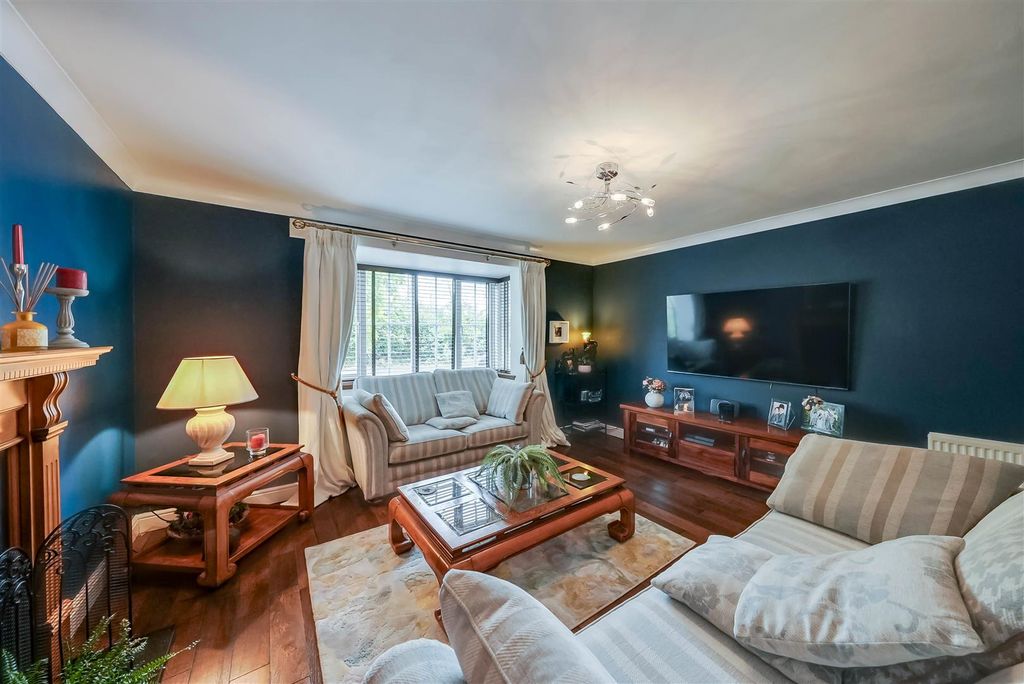 Property photo 2 of 39 A7S02148Hdr.Jpg