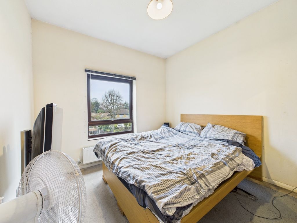 Property photo 3 of 7 5195512