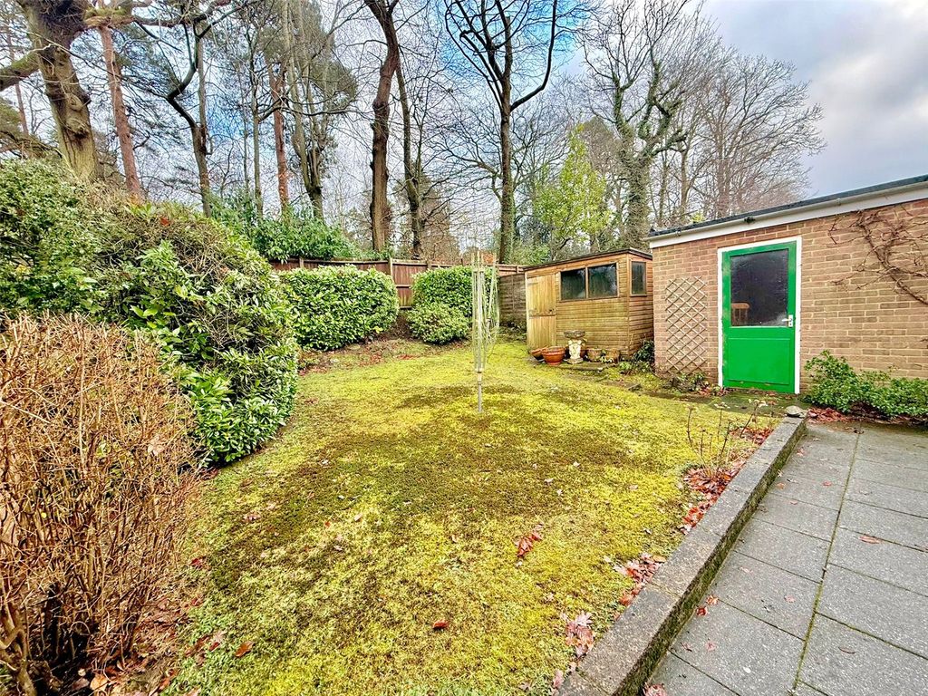 Property photo 2 of 15 Picture No. 10