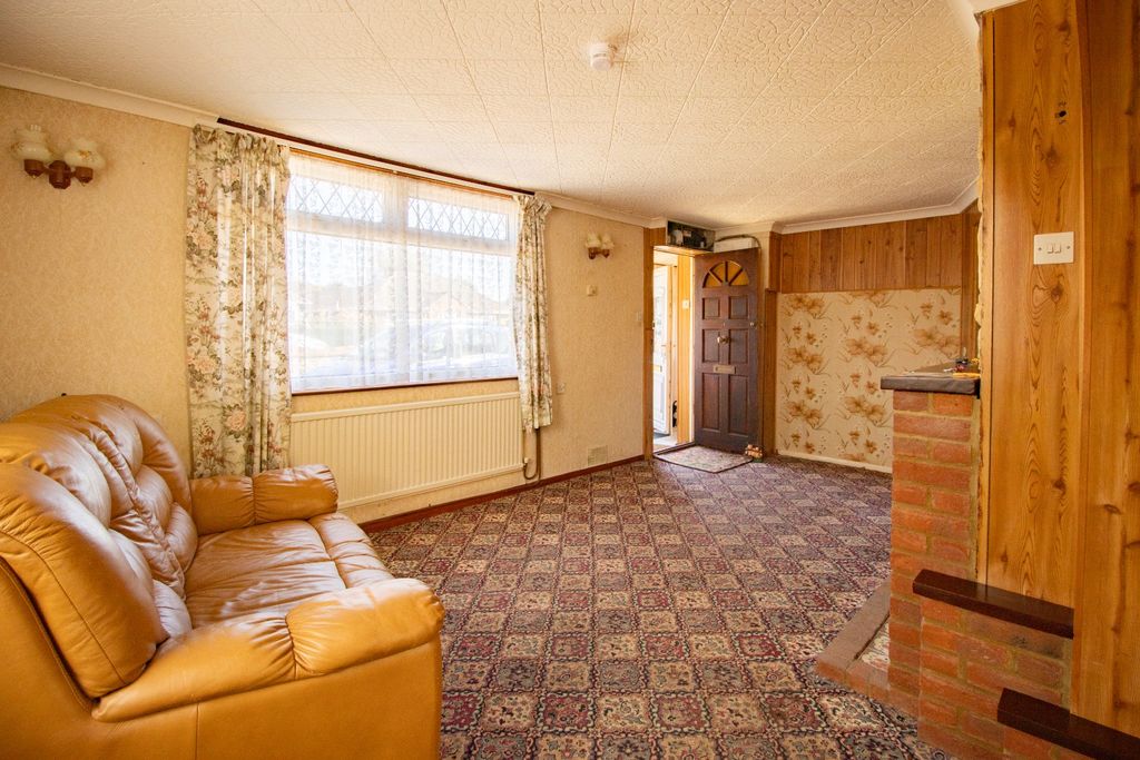 Property photo 3 of 24 4872054