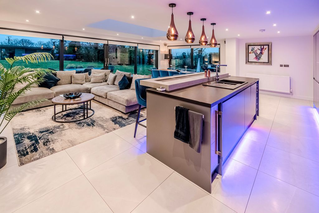 Additional image 5 of 5 bed detached house for saleDunkirk Lane, Leyland PR26