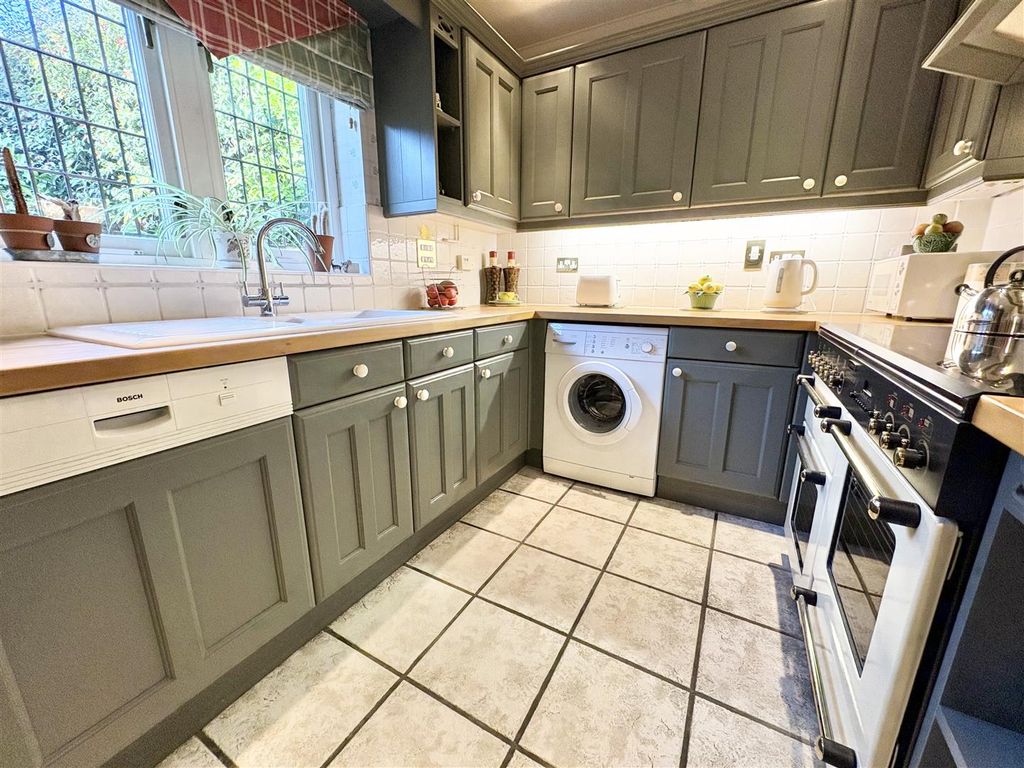 Property photo 3 of 13 Img_0556.Jpeg