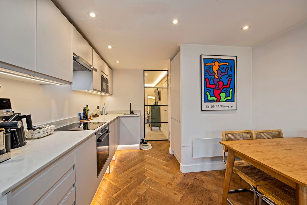 Property photo 2 of 14 Kitchen