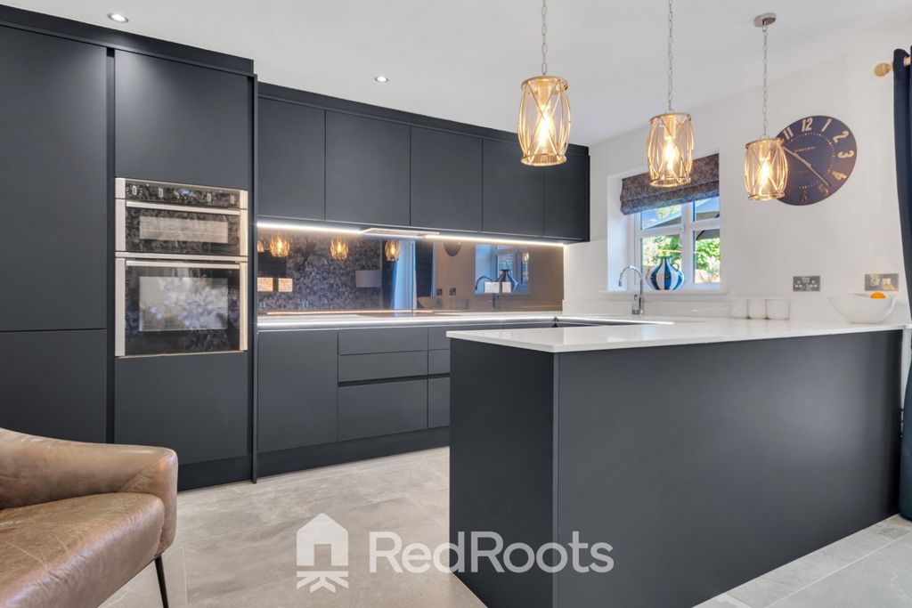 Property photo 2 of 40 5269762