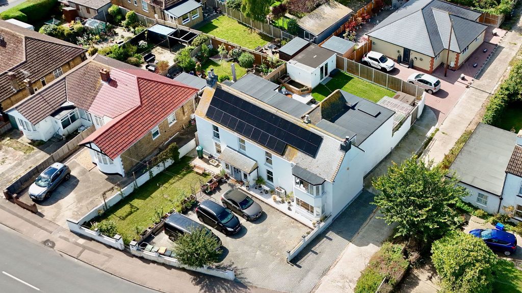 Property photo 1 of 35