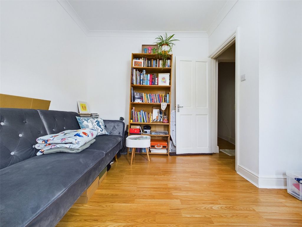 Property photo 3 of 14 Picture No. 25