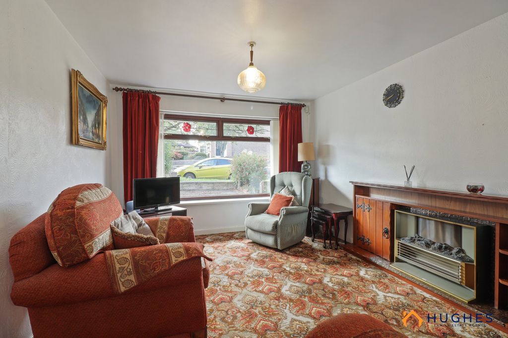 Property photo 3 of 25