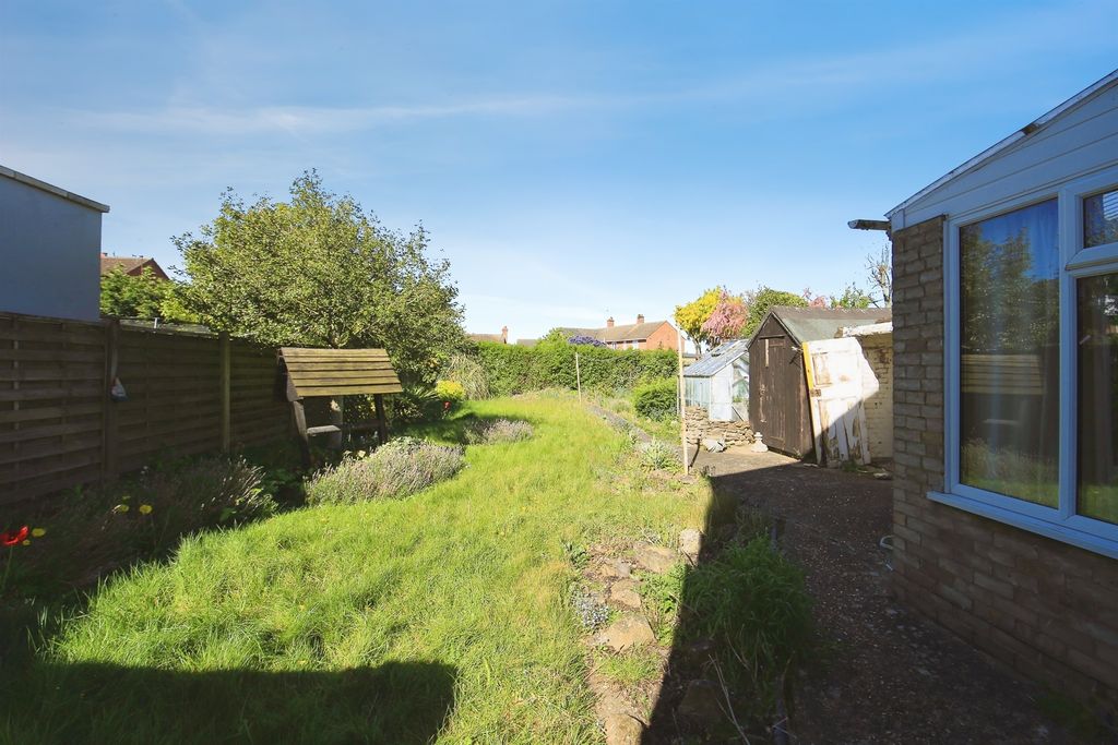 Property photo 2 of 18