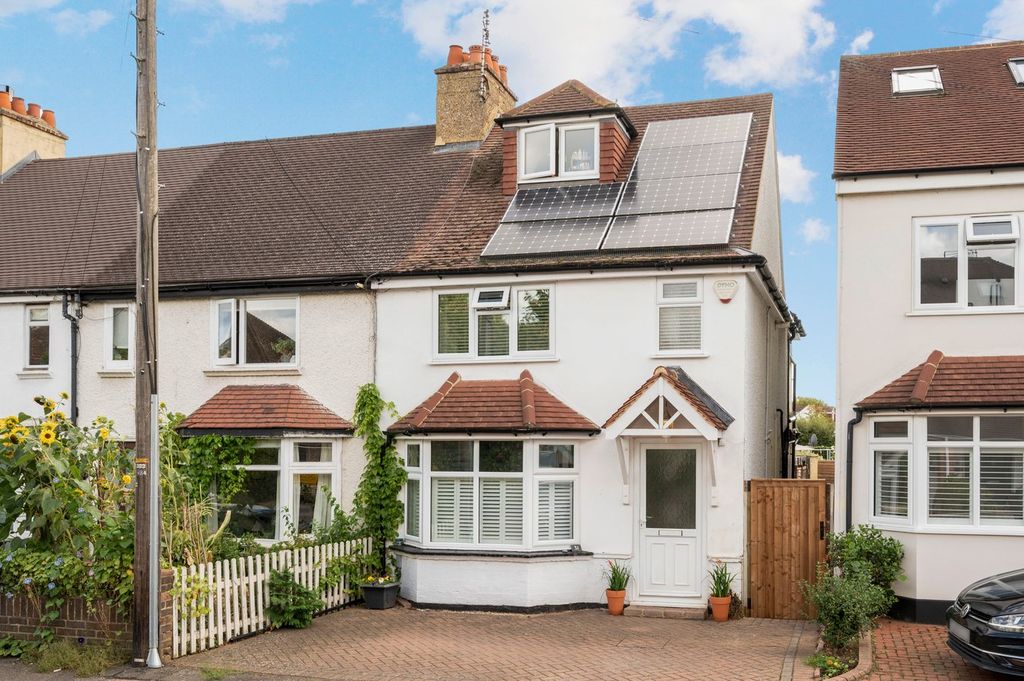 Property photo 2 of 16
