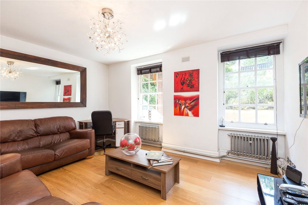 Property photo 1 of 9