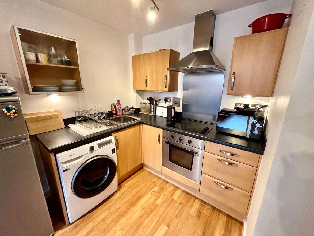 Property photo 1 of 8 Picture No. 02
