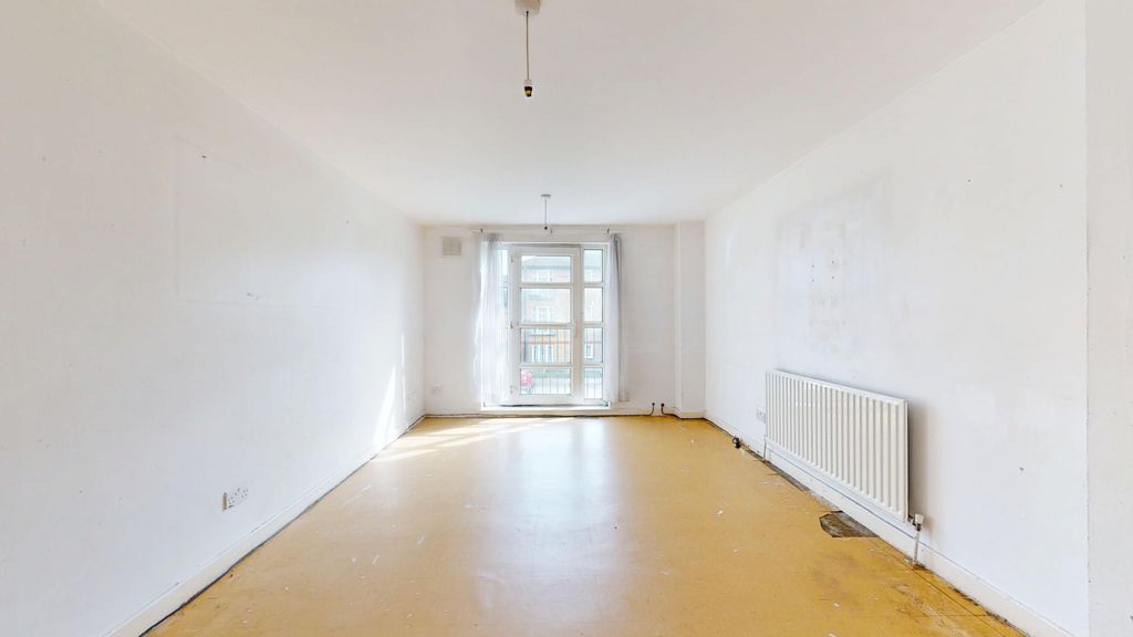 Property photo 3 of 13 70 Knoyle Street, New Cross, London, Se14 6Jy