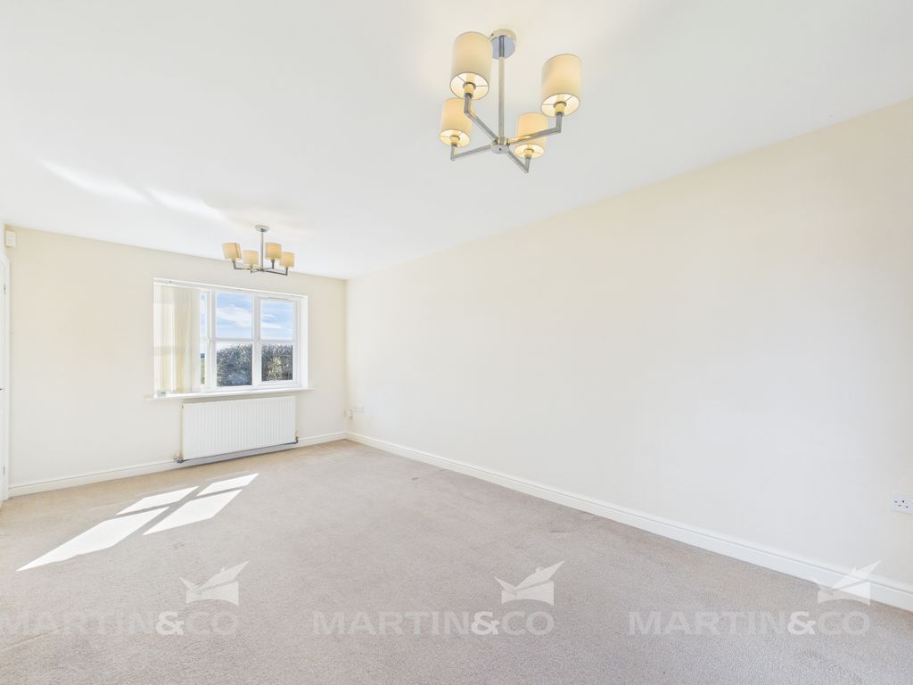 Property photo 3 of 15 Cam02406G0-Pr0594-Still002