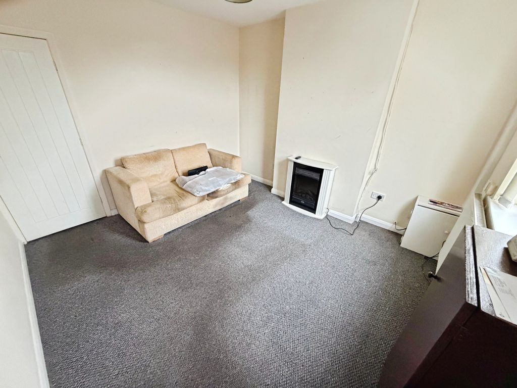 Property photo 2 of 7 Reception Room