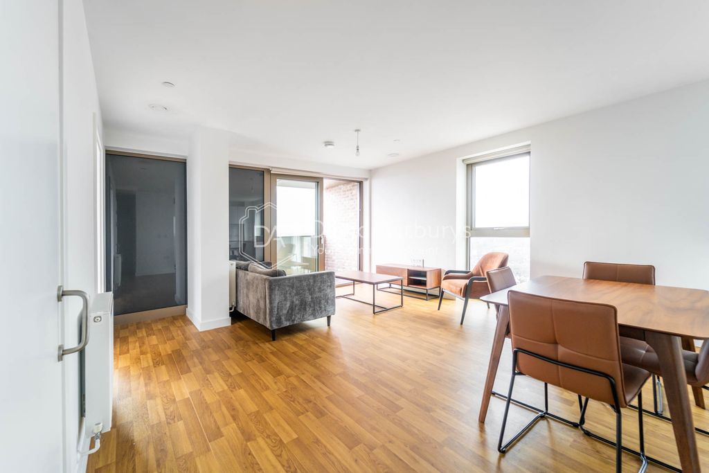 Property photo 1 of 18 Mba06509-Edit