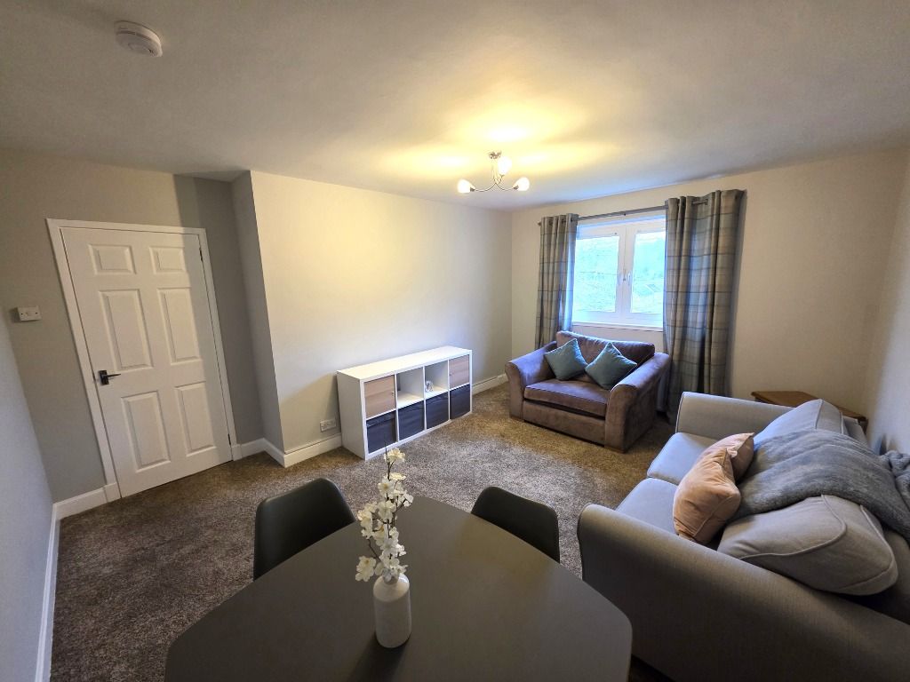 Property photo 2 of 12 Photo 2