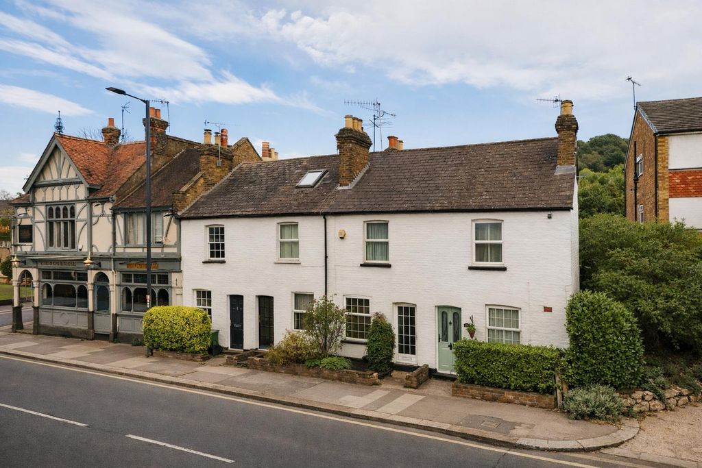 Property photo 1 of 12 Front