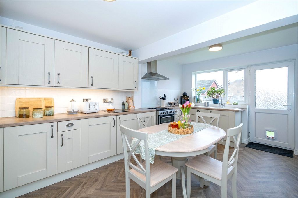 Property photo 3 of 13 Picture No. 07