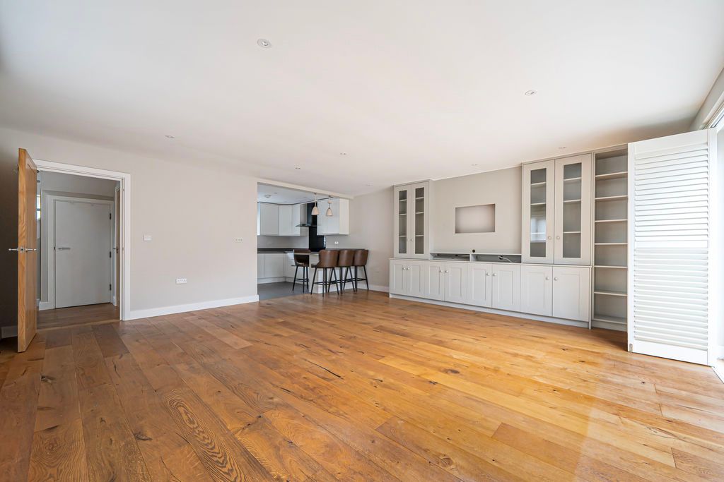 Property photo 2 of 20 Photo 13