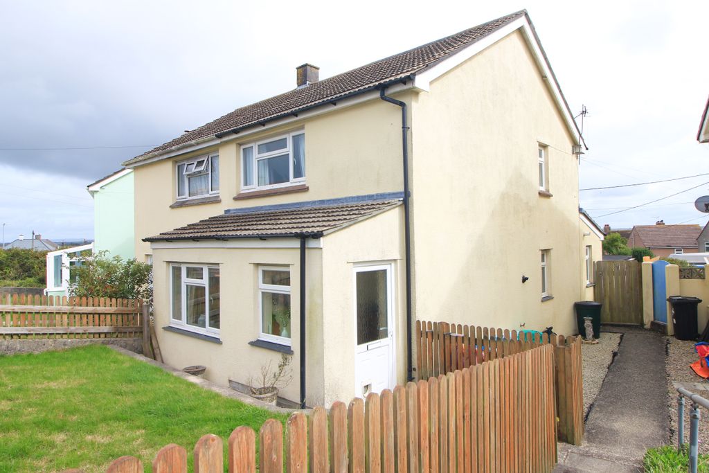 Property photo 1 of 17 Front