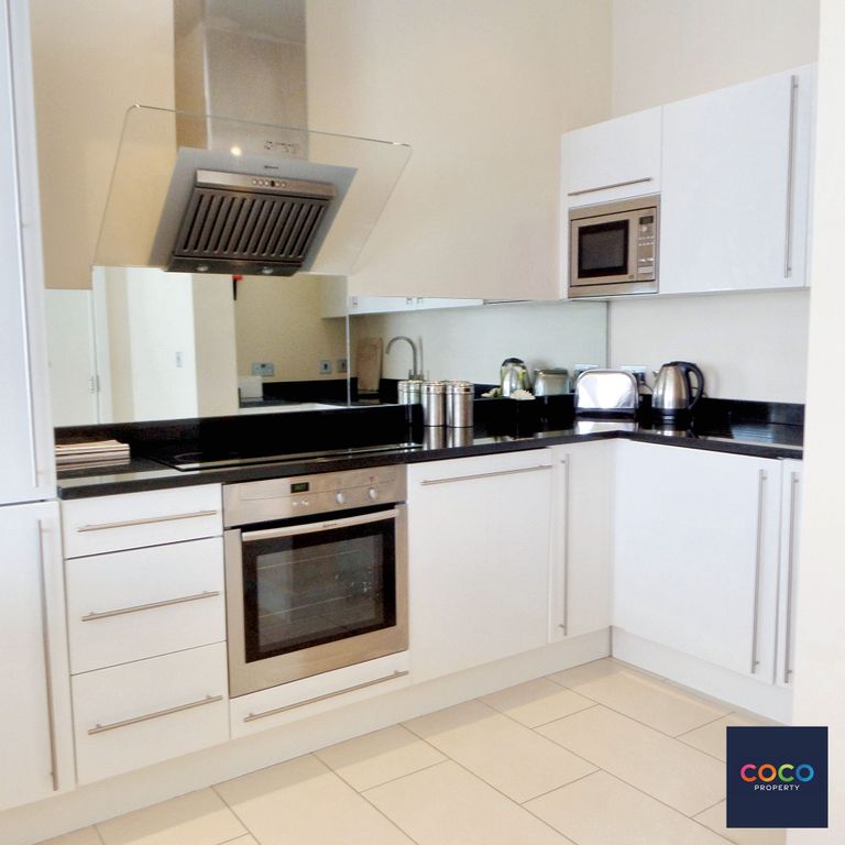 Property photo 2 of 8 Kitchen