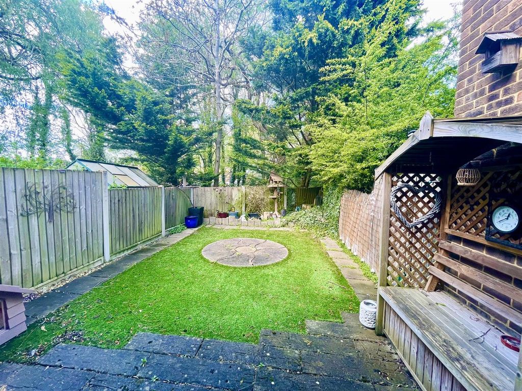 Property photo 2 of 12 Img_1054.Jpg