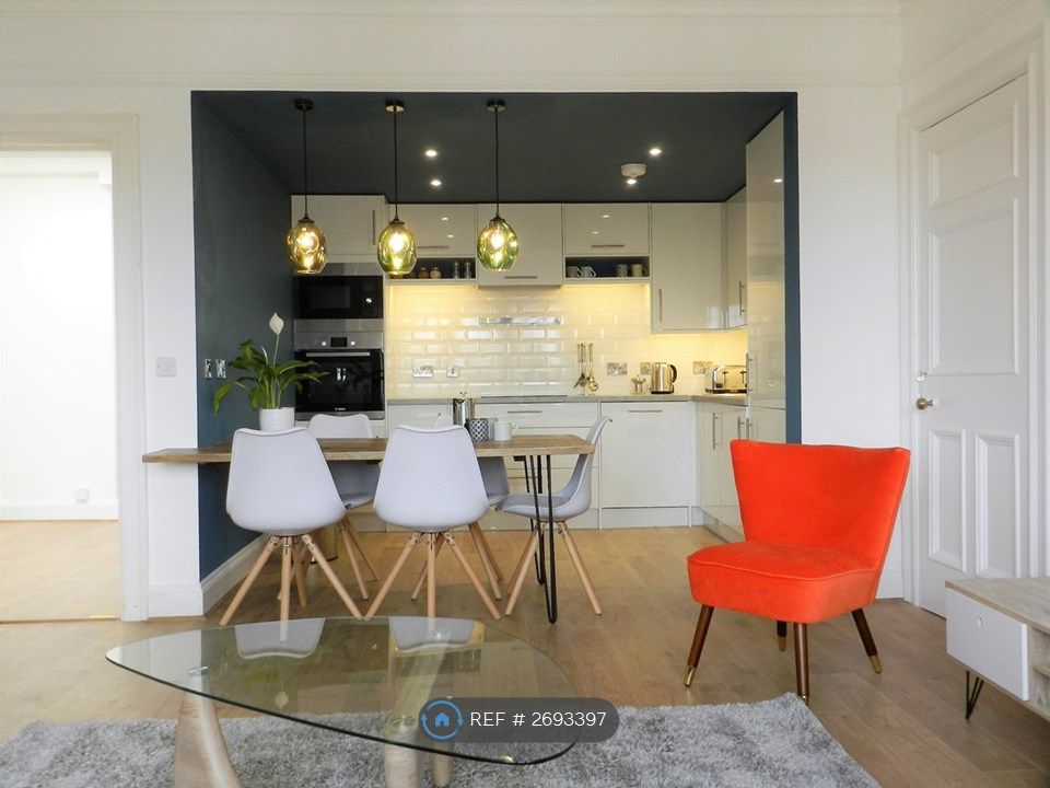 Property photo 2 of 11 Kitchen/Dining