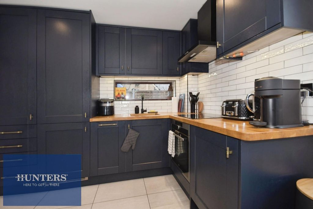 Property photo 3 of 15 Kitchen Diner 02.Jpg