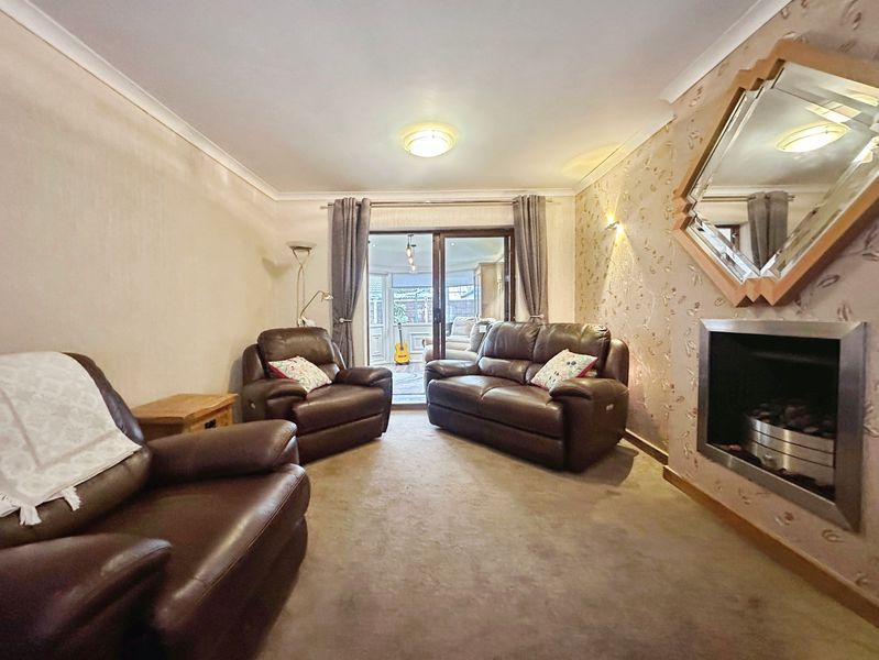 Property photo 2 of 17 Photo 9