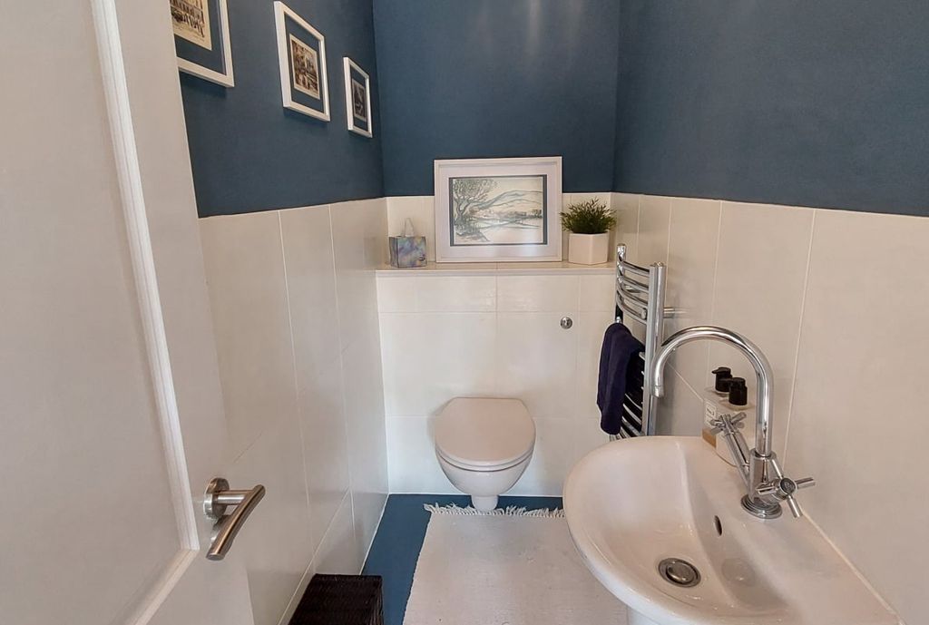 Additional image 8 of 4 bed detached house for saleValley Road, Brackley NN13