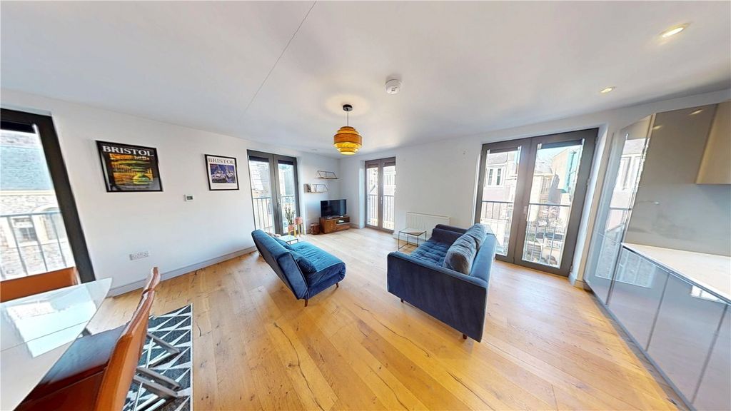 Property photo 1 of 10 Picture No. 08