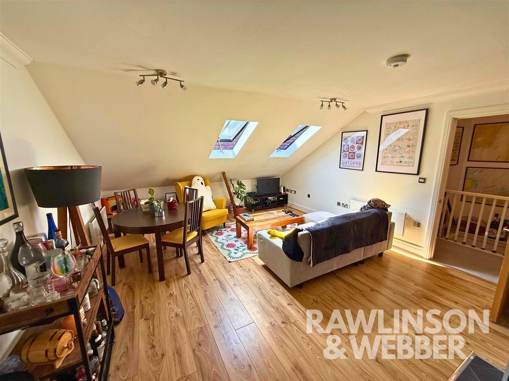 Property photo 1 of 12 Alto Photos (37).Png