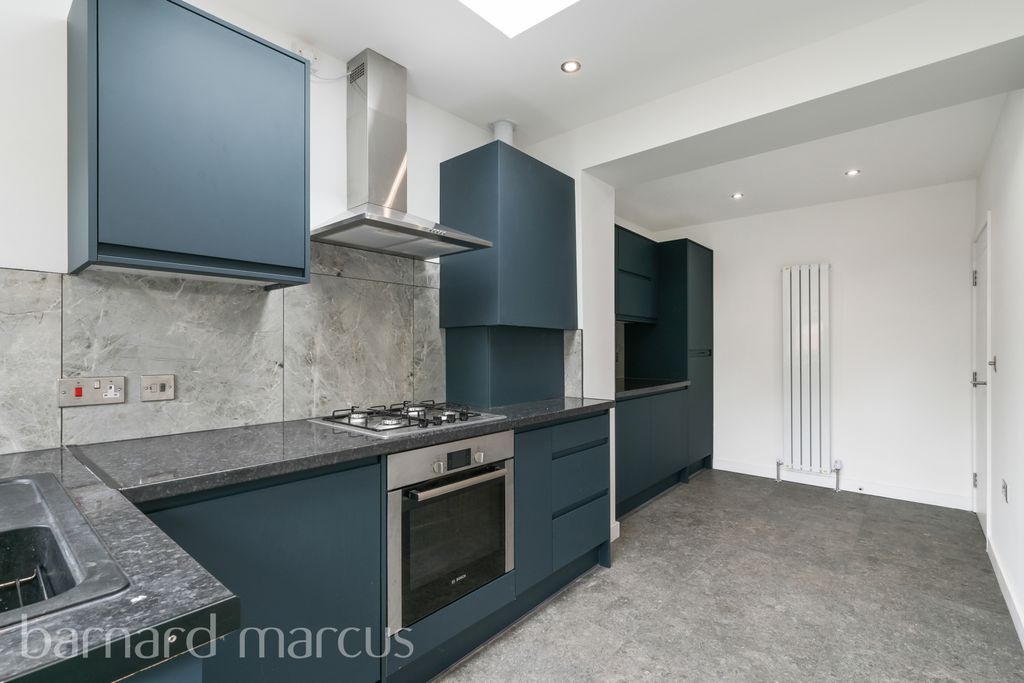 Property photo 2 of 9 Image