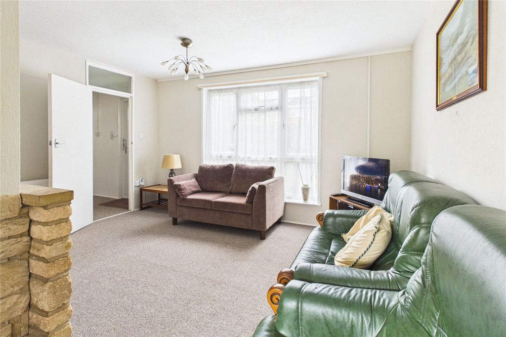 Property photo 3 of 14 Picture No. 04