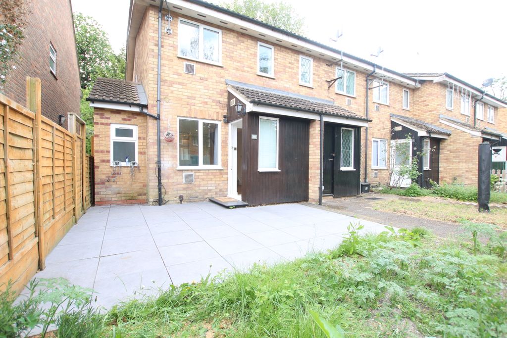 Property photo 1 of 8 Img_1022