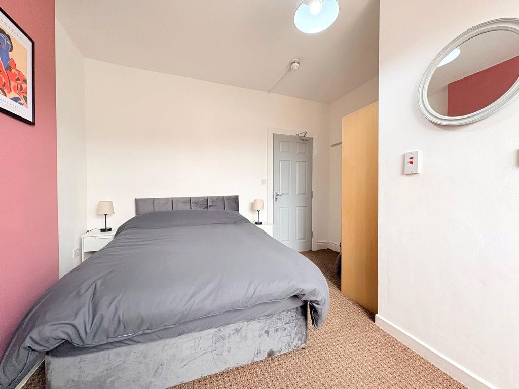 Additional image 10 of 6 bed maisonette to rentOxton Road, Birkenhead, Merseyside CH41