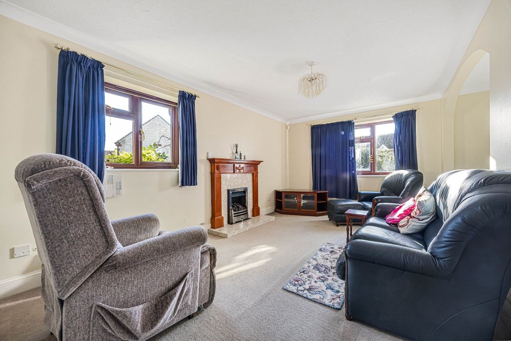 Property photo 3 of 18 Picture No. 15