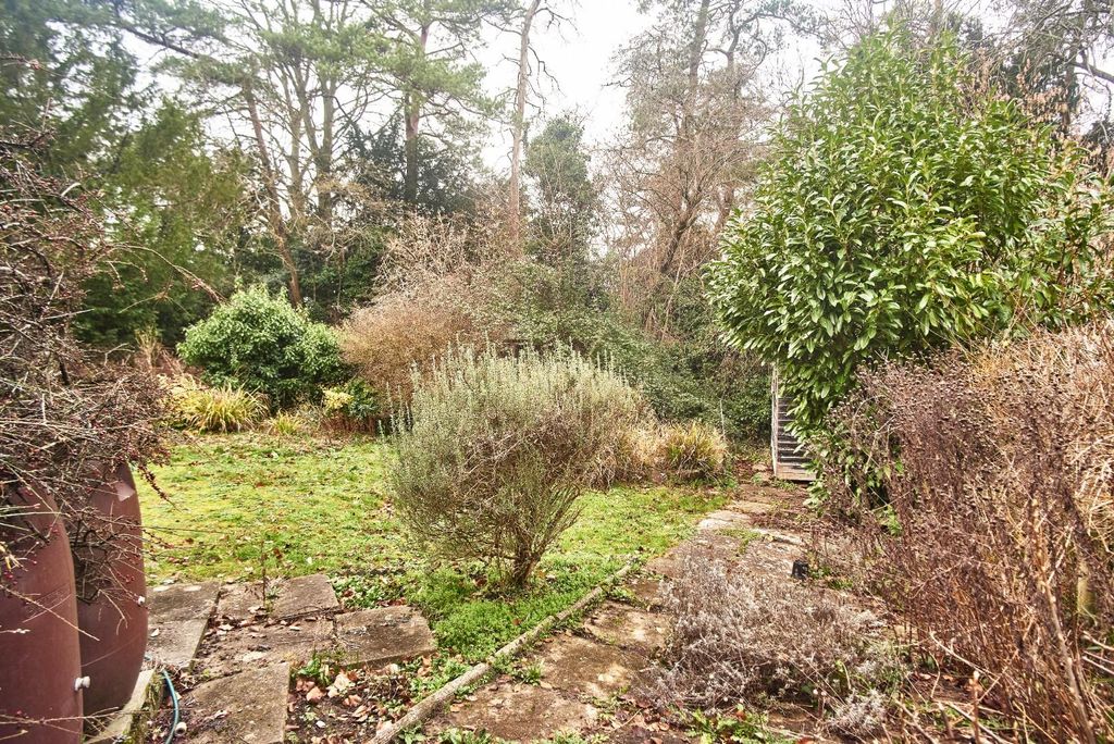 Property photo 3 of 15 Mountfield