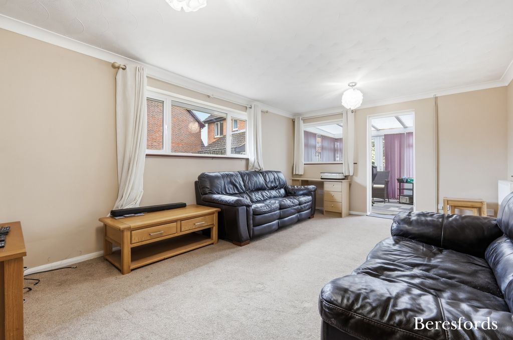 Property photo 3 of 16 Picture No. 14