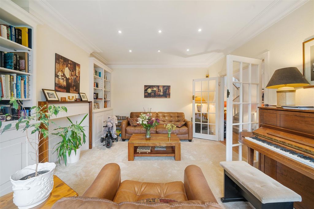 Property photo 3 of 18 2.Jpg