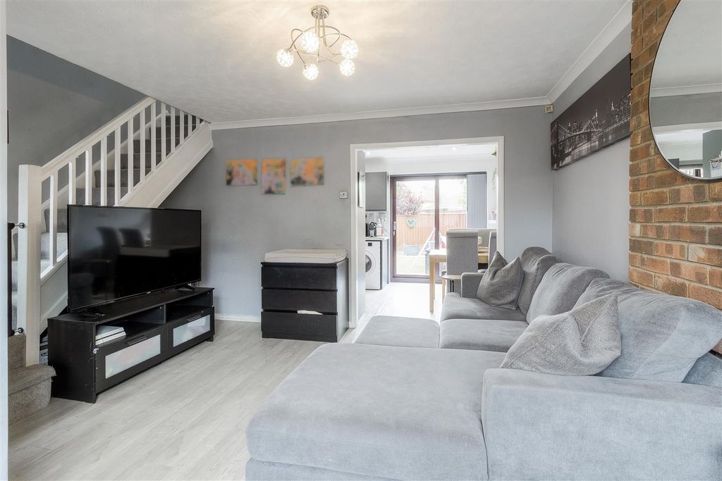 Property photo 3 of 13 Medway Drive Living