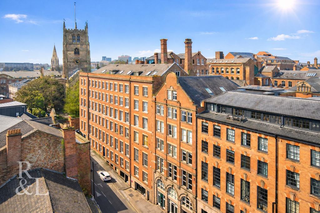 Property photo 1 of 16 7Ab43Eab-c620-4A74-944A-9977Fad0912F.Png