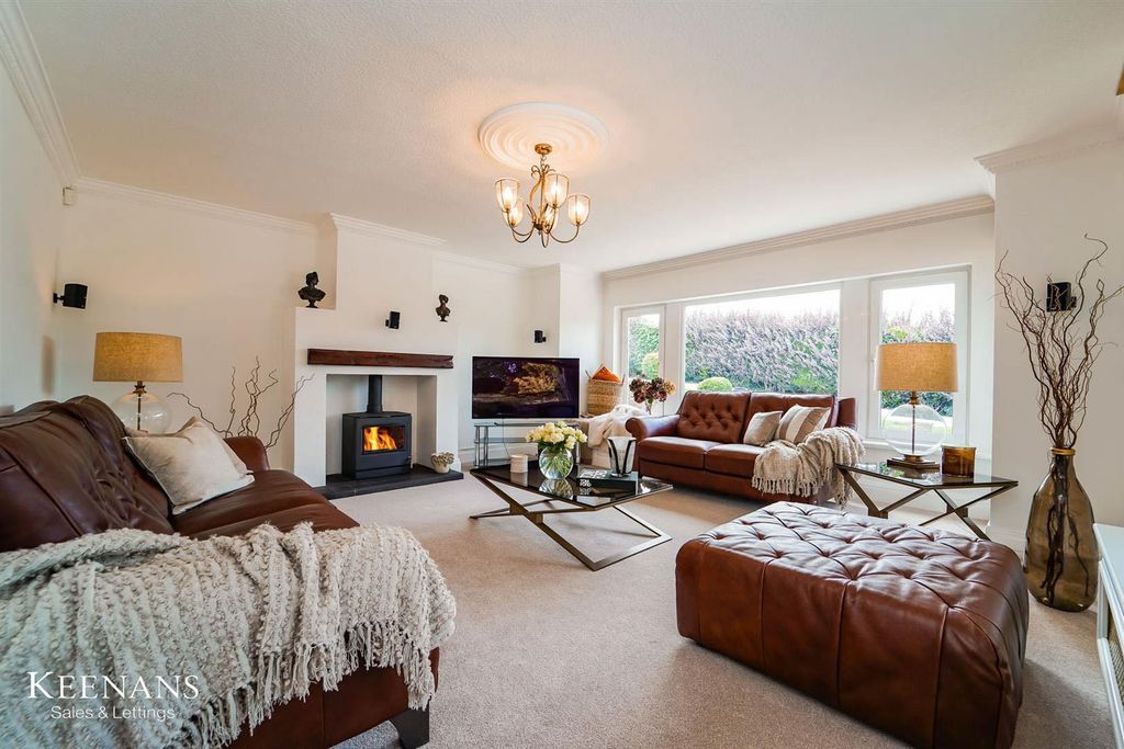 Property photo 2 of 74 4.Jpg