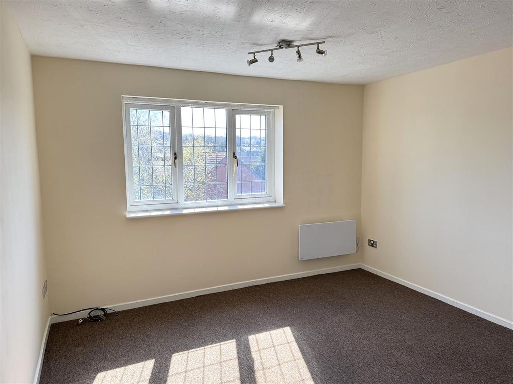 Property photo 2 of 11 Img_6108.Jpeg