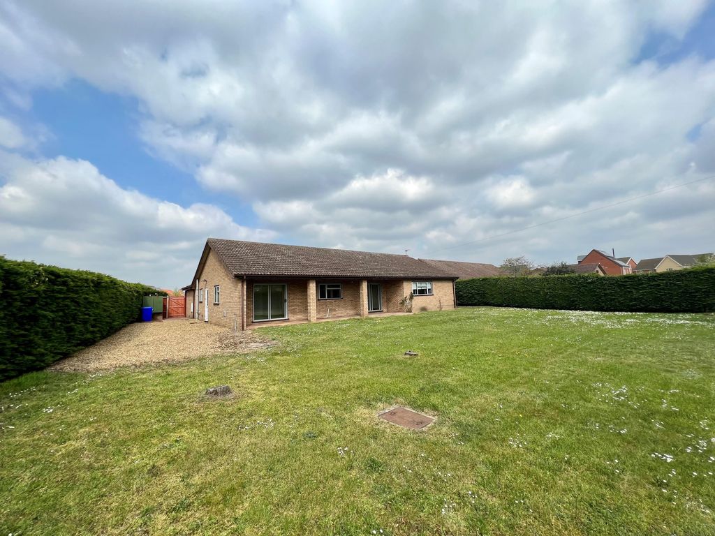 Property photo 2 of 17 View