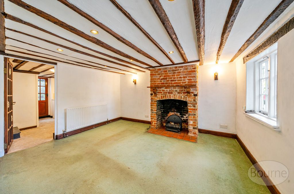 Property photo 2 of 13 583Daa03-4185-449...