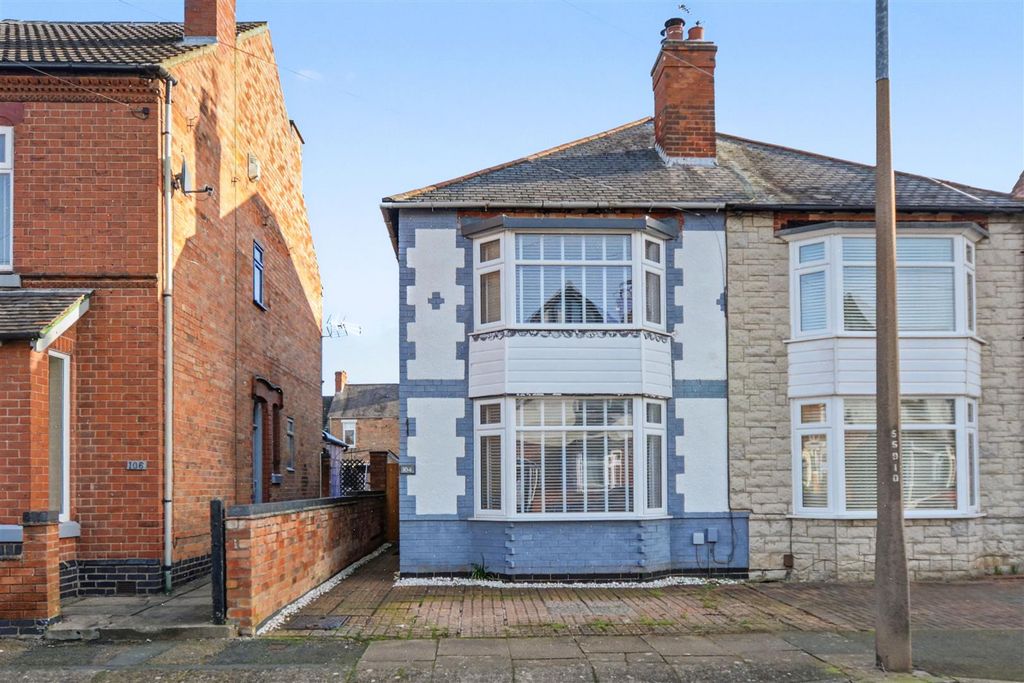 Property photo 1 of 22