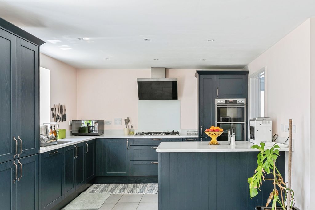 Property photo 3 of 13 View