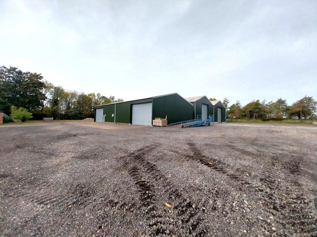 Property photo 2 of 5 Photo 2