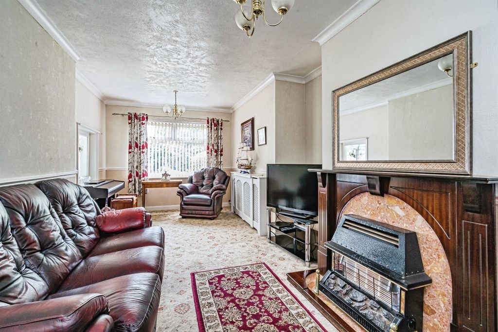 Property photo 2 of 17